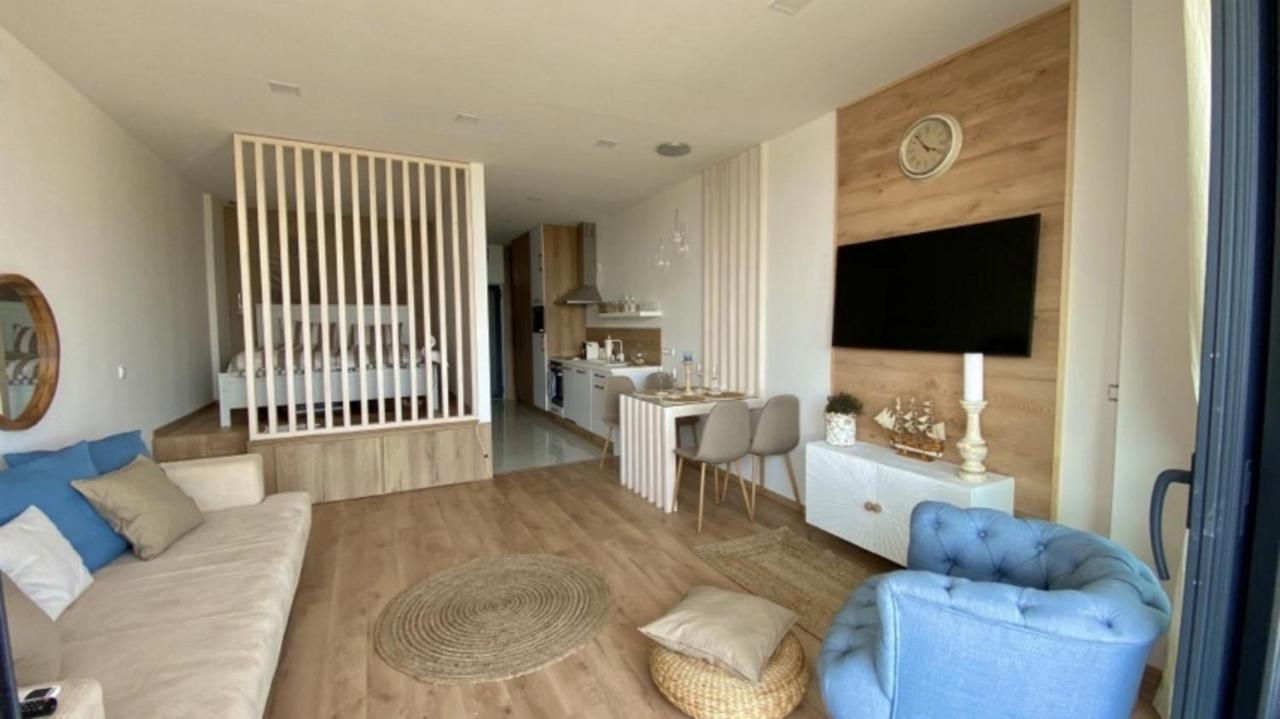 Lakeview Apartman Alsoors Luaran gambar